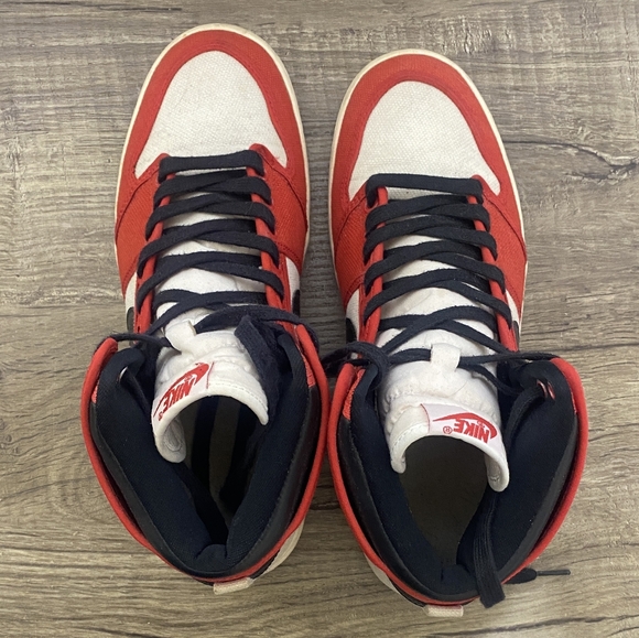 Nike Men’s Red Rubber Sole Athletic Sneakers main image 9
